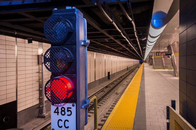 Example of a wayside block signal at the 34th Street–Hudson Yards station