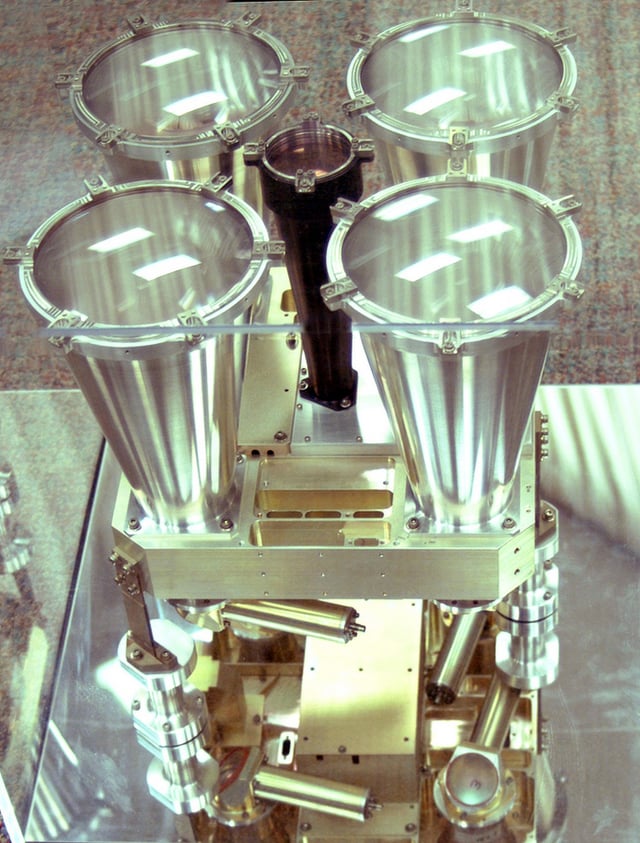 Mercury Laser Altimeter (MLA) of the MESSENGER spacecraft