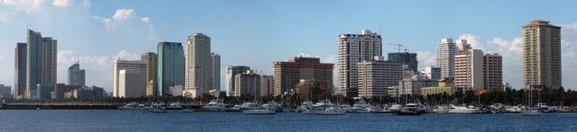 The bay skyline of Manila as seen from Harbour Square. (2009)