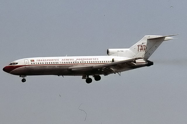 Shorter 727-100, of TAP Portugal