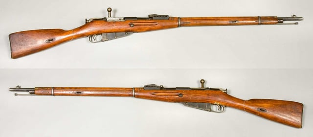 Mosin–Nagant Model 1891 Dragoon Rifle. (Note that the bolt is in the unlocked position)