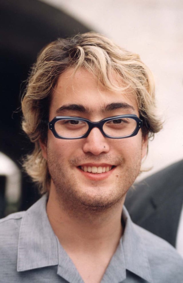 Sean Lennon at a Free Tibet event in 1998