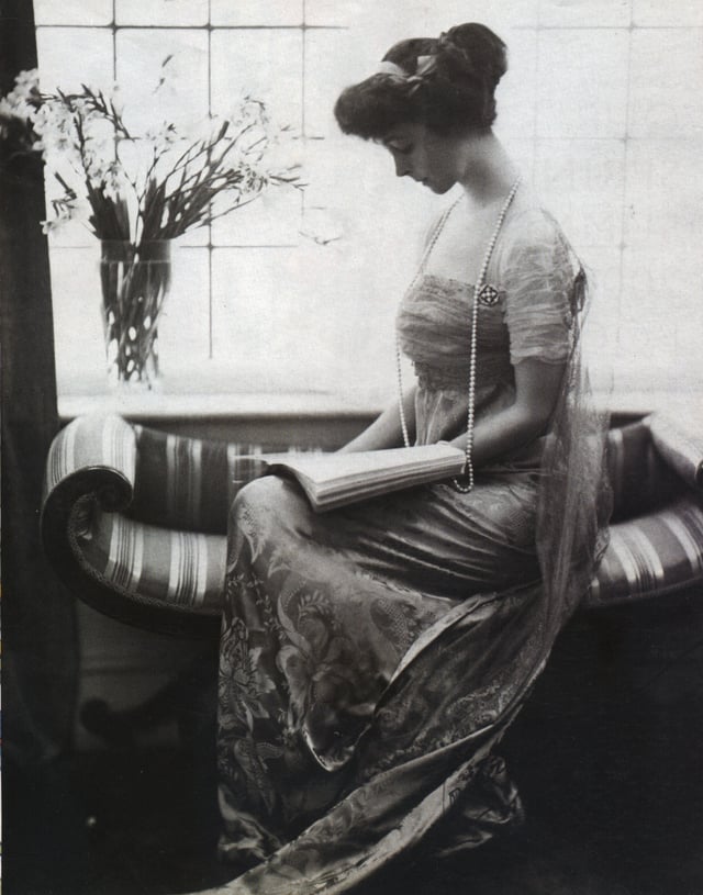 Consuelo c. 1910