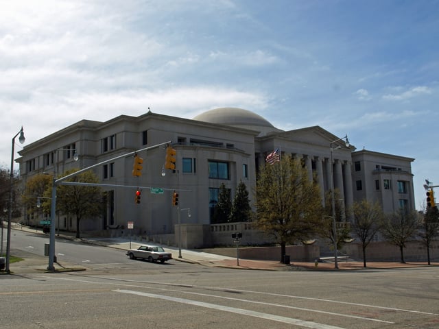 The Heflin-Torbert Judicial Building in Montgomery. It houses the Supreme Court of Alabama, Alabama Court of Civil Appeals, and Alabama Court of Criminal Appeals.