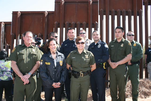Harris Tours U.S.-Mexico Border, 2011