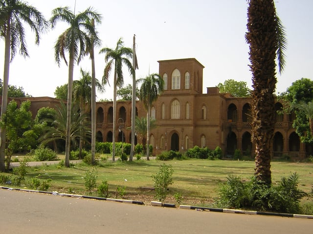 Khartoum University established in 1902