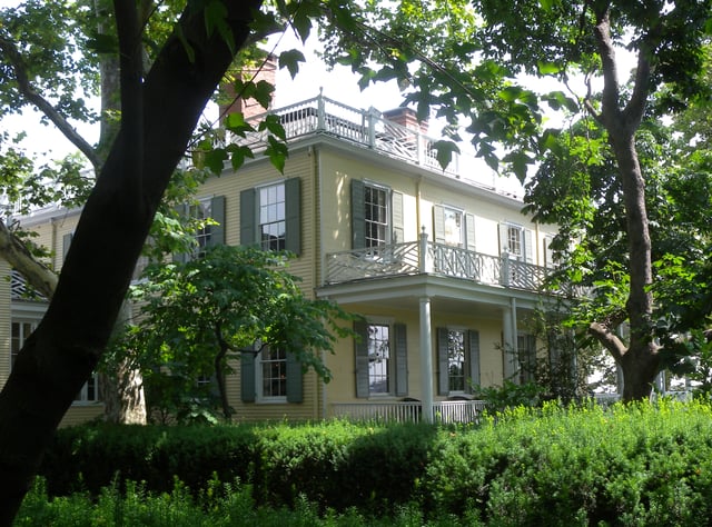 Gracie Mansion, last remaining East River villa