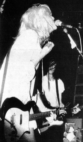 Love performing with Hole, 1989