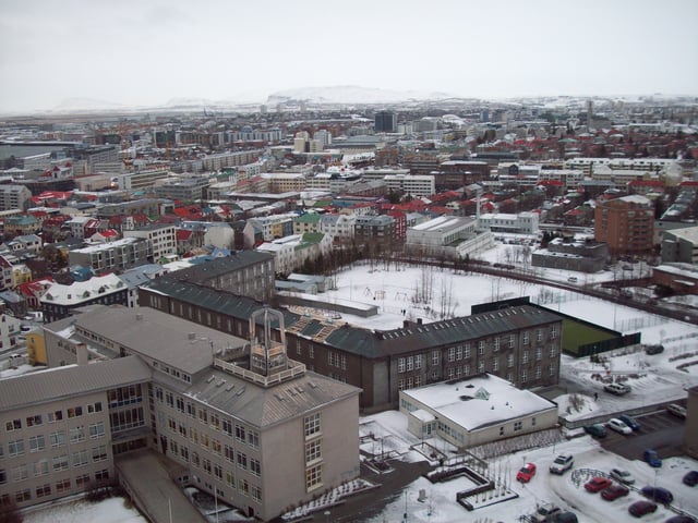 Reykjavík, Iceland's largest metropolitan area and the centre of the Capital Region which, with a population of 212,385, makes for 63% of Iceland's population. (numbers from 2016)