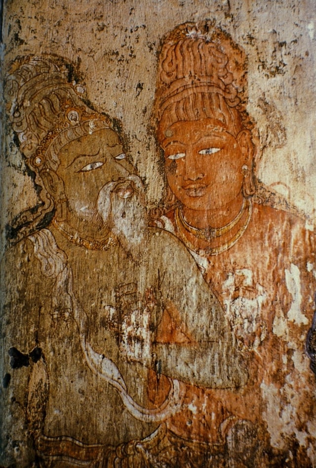 Portrait of Rajaraja Chola and his guru Karuvurar at Brihadeeswarar Temple.