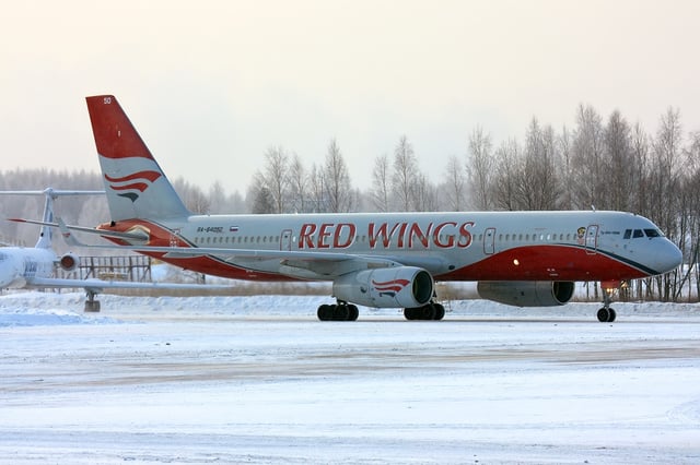 Red Wings Airlines, Tupolev Tu-204-100V.