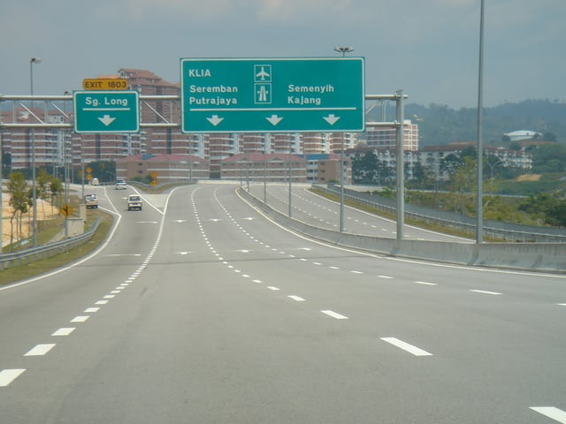 Sungai Long exit, Kajang Dispersal Link Expressway, Selangor Malaysia