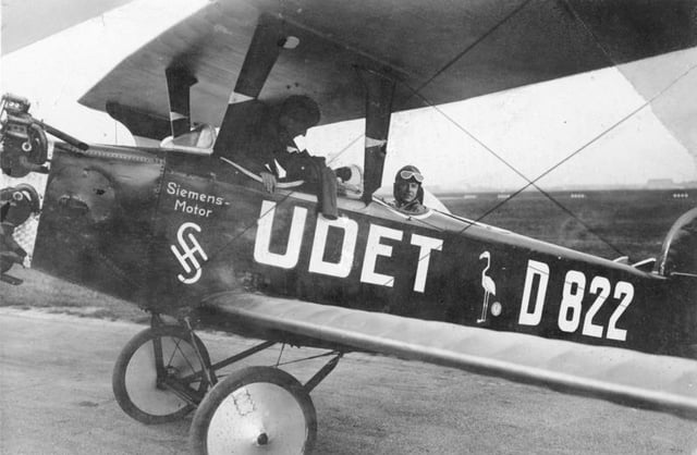 The company built airplanes during World War I, for example this Siemens airplane in 1926.