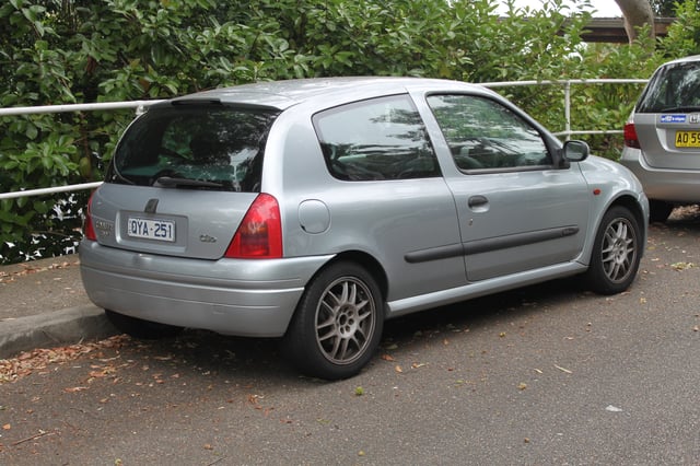 Renault Clio RS (Pre-facelift)