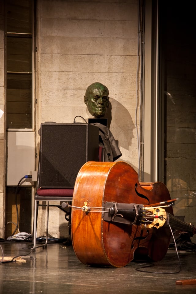 A mid-sized bass amp used to amplify a double bass at a small jazz gig.