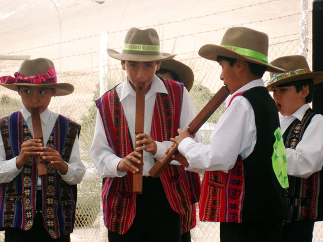Bolivian children playing tarka