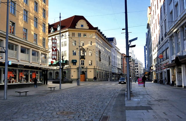 Strandgaten is a shopping street in Bergen.