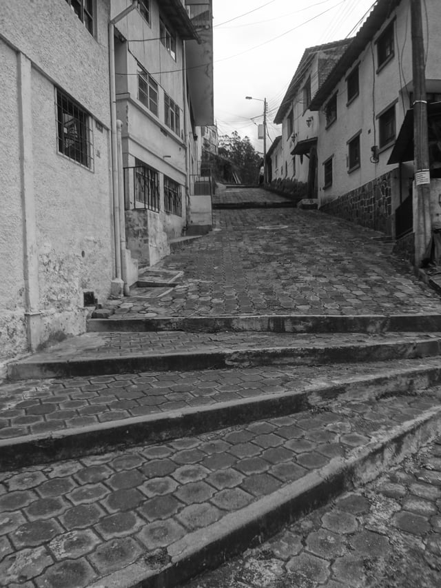 Street in Guápulo.