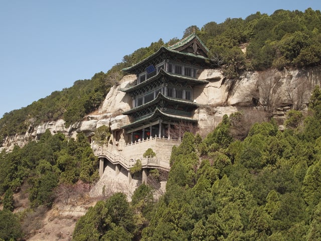 Manshan Pavilion of the Tianlongshan Grottoes