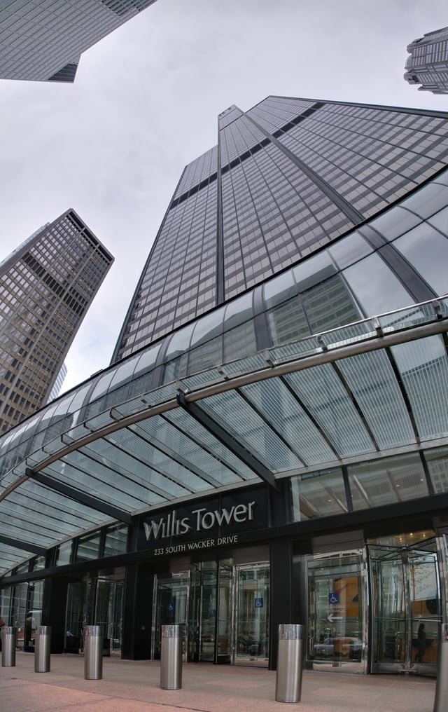 United Airlines Holdings World Headquarters, Willis Tower