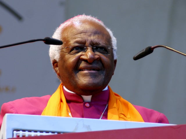 Tutu at the German Evangelical Church Assembly, 2007