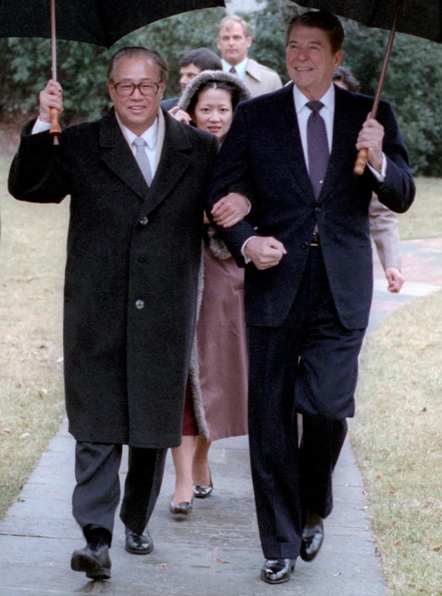 President Ronald Reagan walking with Premier Zhao Ziyang during his visit to the White House on 10 January 1984.