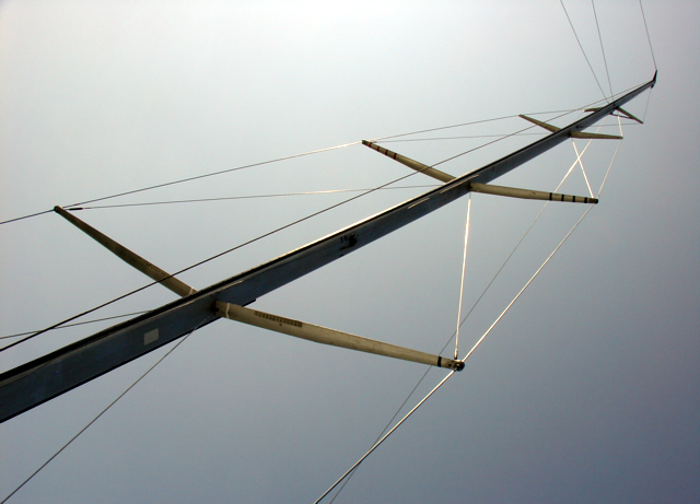 Mast of the sailing yacht Stars and Stripes, with shrouds held apart by multiple spreaders