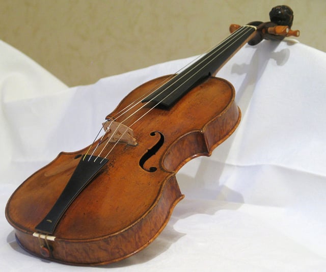 1658 Baroque violin by Jacob Stainer