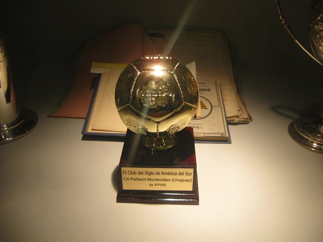 Trophy awarded by the IFFHS