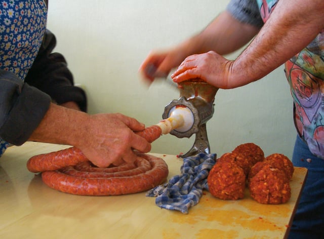 Sausage making at home