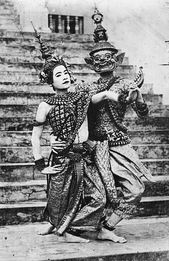 Cambodian classical dancers as Sita and Ravana, the Royal Palace in Phnom Penh (c. 1920s)