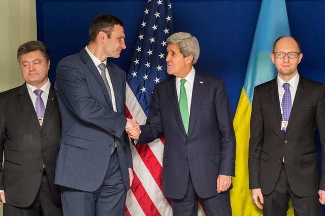 Ukrainian opposition leaders Vitali Klitschko, Arseniy Yatsenyuk and Petro Poroshenko meeting Kerry, February 1, 2014