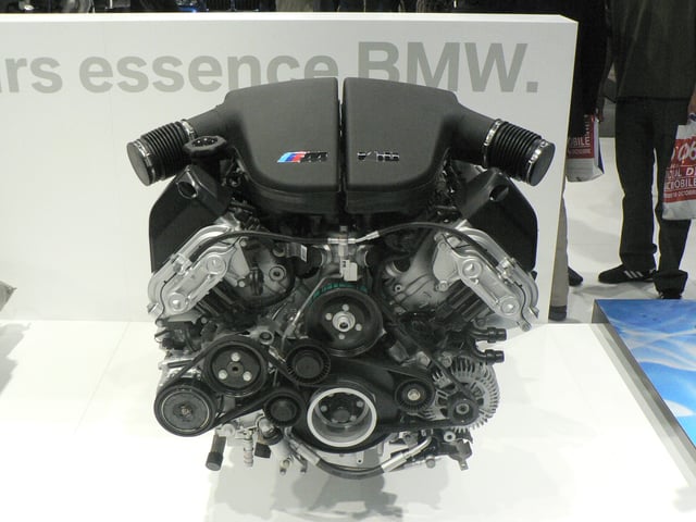 BMW S85 V10 engine