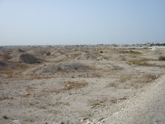 The A'ali burial mounds.