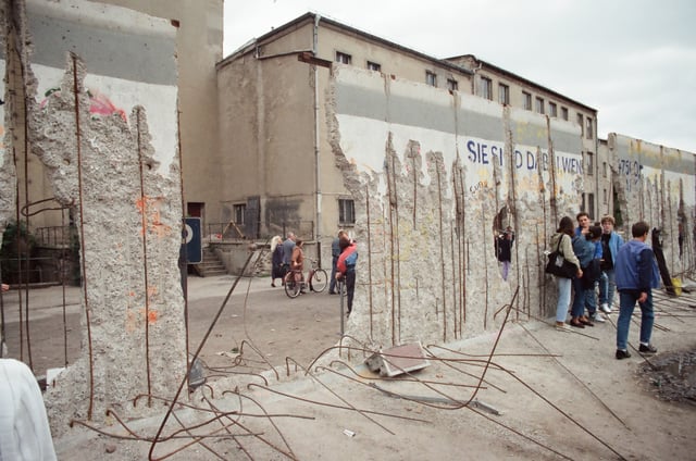 Fall and demolition of the Berlin Wall at Checkpoint Charlie (1990)
