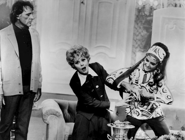 Richard Burton, Lucille Ball, and Taylor in the sitcom Here's Lucy
