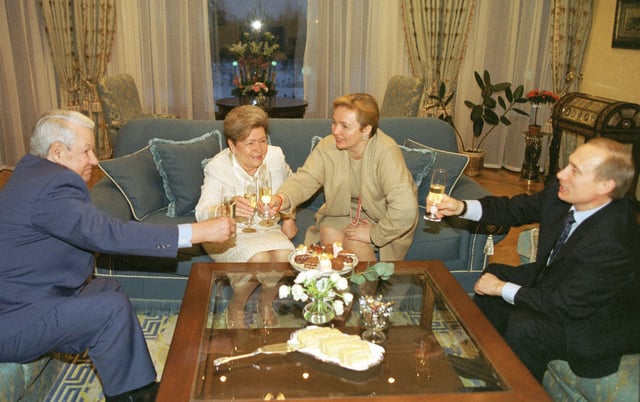 Boris and Naina Yeltsina with President Putin and First Lady Lyudmila on Yeltsin's 71st birthday, 2002
