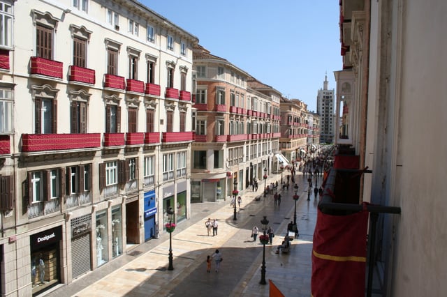 Marqués de Larios Street, one of the streets that form the official route