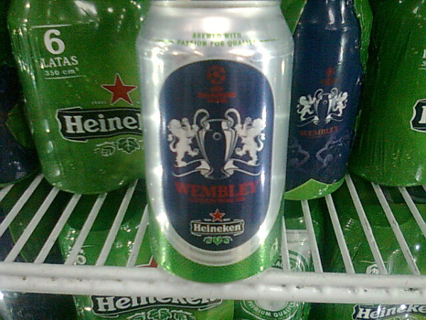A can of Heineken with a logo of the 2011 UEFA Champions League Final