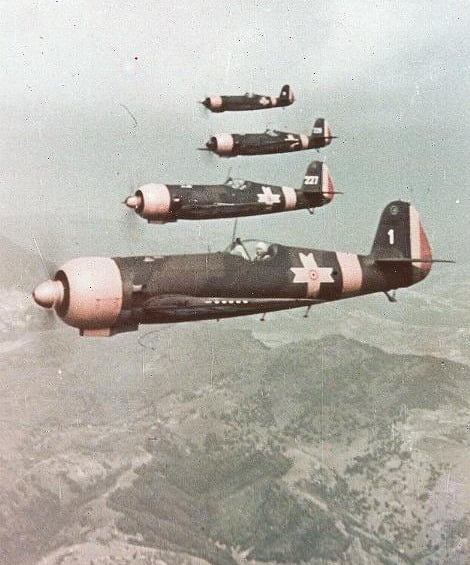 A formation of Romanian IAR80 fighter aircraft