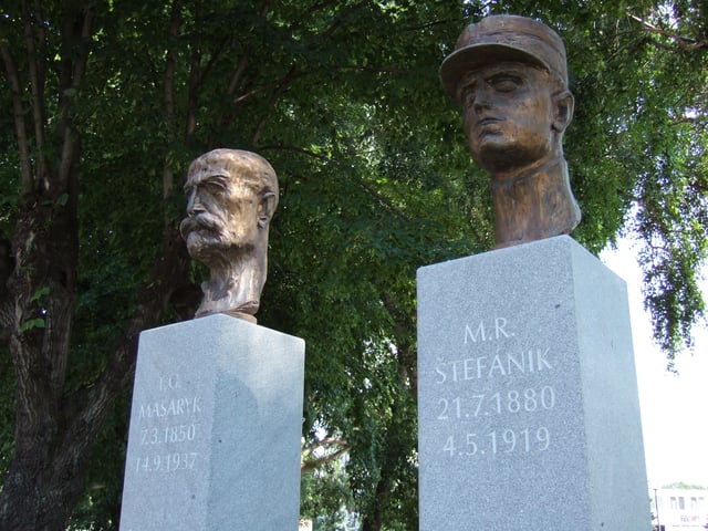 A monument to Tomáš Garrigue Masaryk and Milan Štefánik – both key figures in early Czechoslovakia