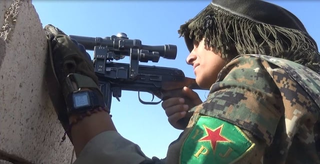 YPJ sniper during the battle for Raqqa