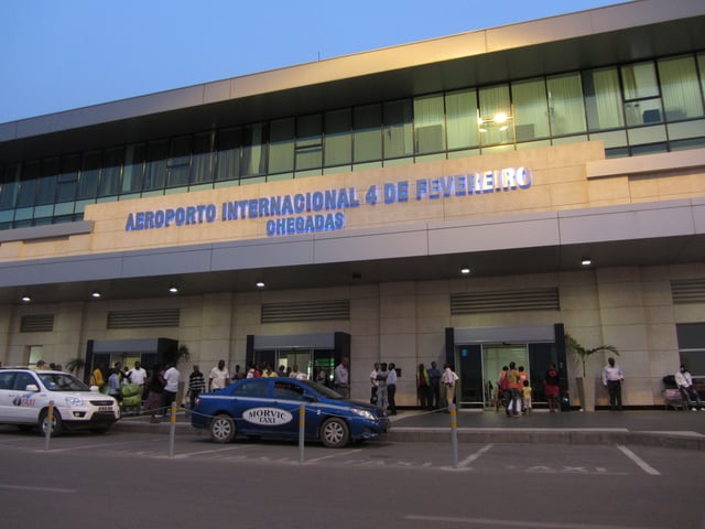 Quatro de Fevereiro Luanda Airport arrivals.
