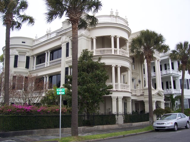 Charleston home near the Battery