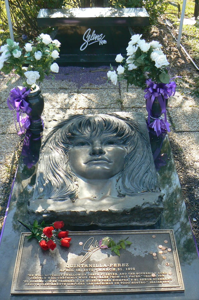 Selena's grave at Seaside Memorial Park in Corpus Christi, Texas