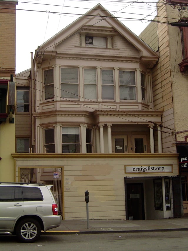 Craigslist headquarters in the Inner Sunset District of San Francisco prior to 2010