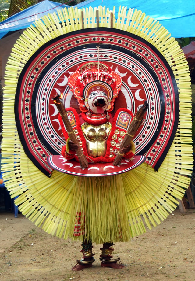 Kundadi Chamundi Theyyam