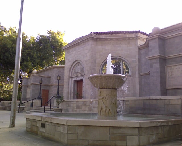Lincoln Shrine