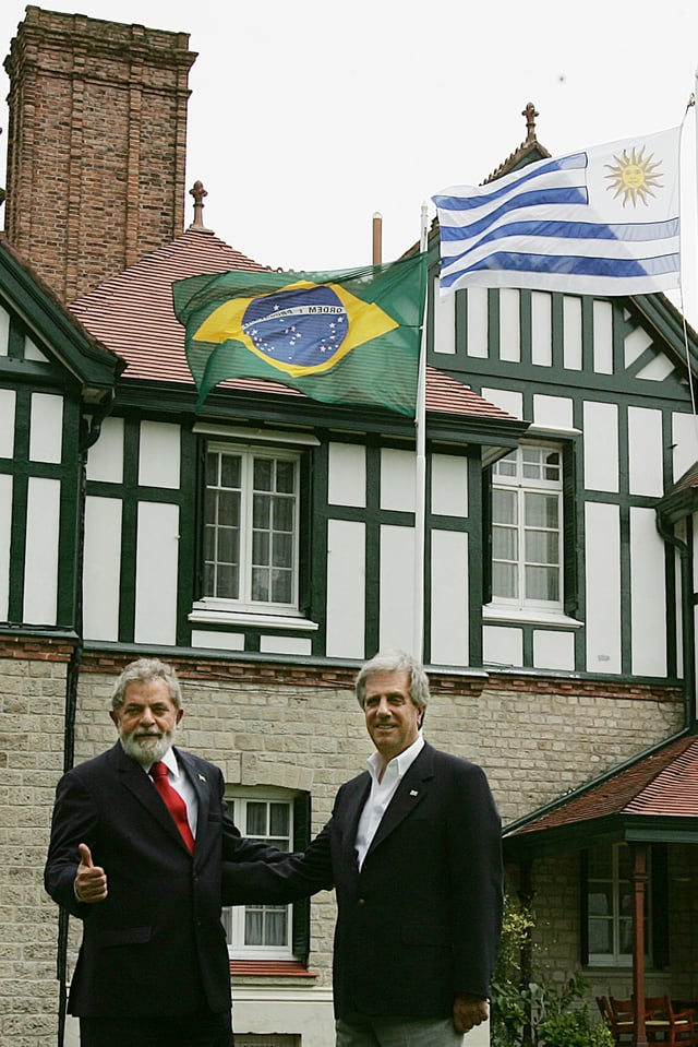 Tabaré Vázquez (President 2005–2010, 2015–present) with then-President of Brazil Lula da Silva in 2007