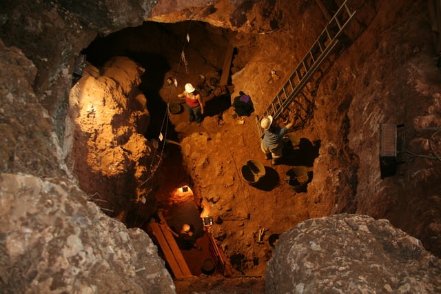 Excavations at the cave of Santa Ana (Cáceres, Extremadura, Spain)